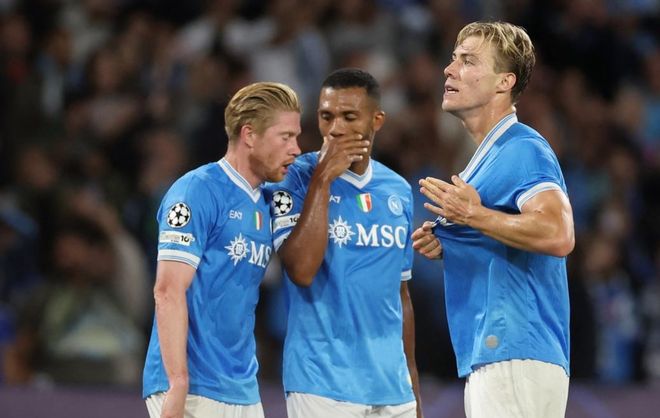 哈萨克斯坦足球超级联赛：13座城市的14支球队